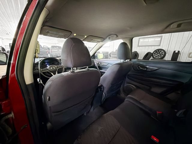 Used 2019 Nissan Rogue SV AWD/4WD image 9