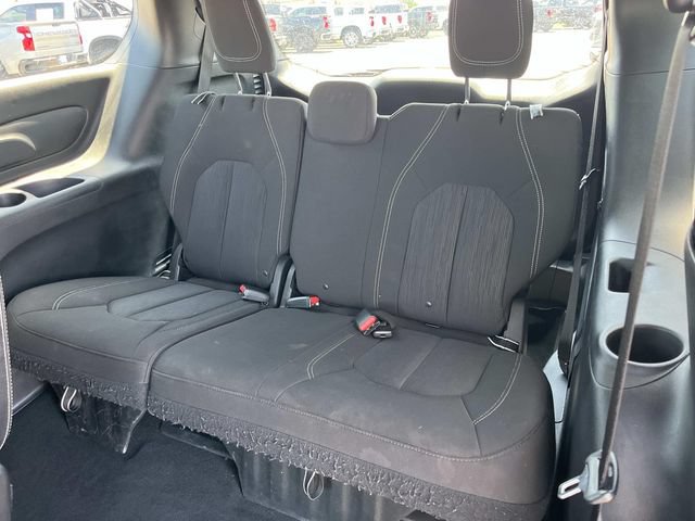Used 2020 Chrysler Pacifica Touring w/ S Appearance Package FWD image 20