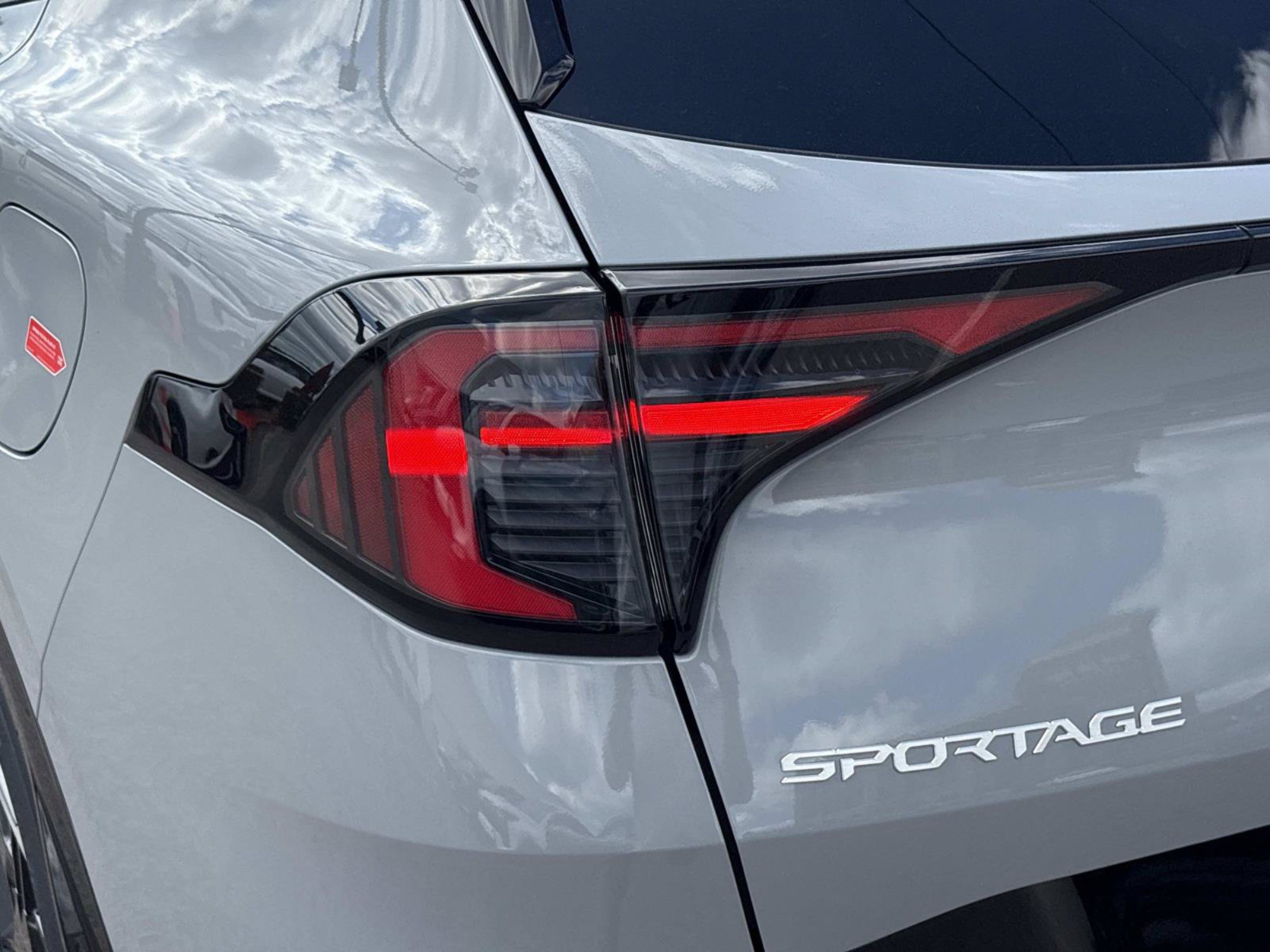 New 2027 Kia Sportage SX FWD image 32