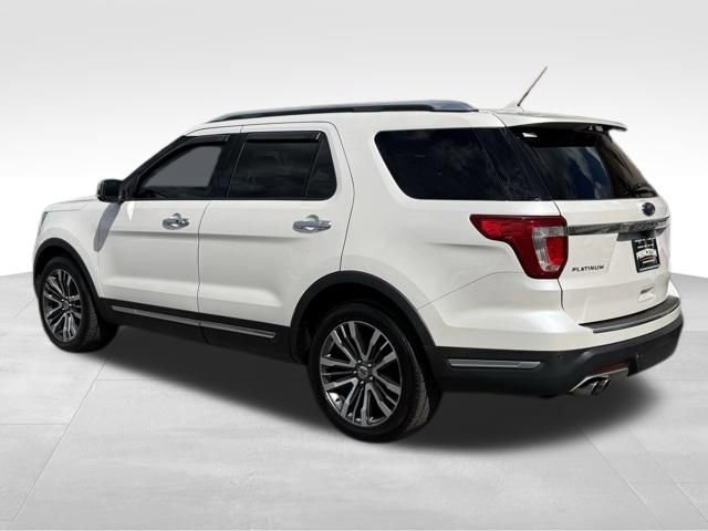 Used 2018 Ford Explorer Platinum image 5