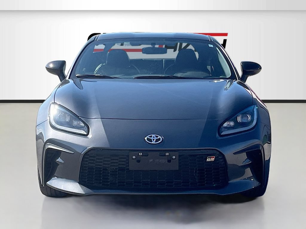 Used 2025 Toyota GR86 Premium w/ ALL Weather Mat Package (TMS) RWD image 2