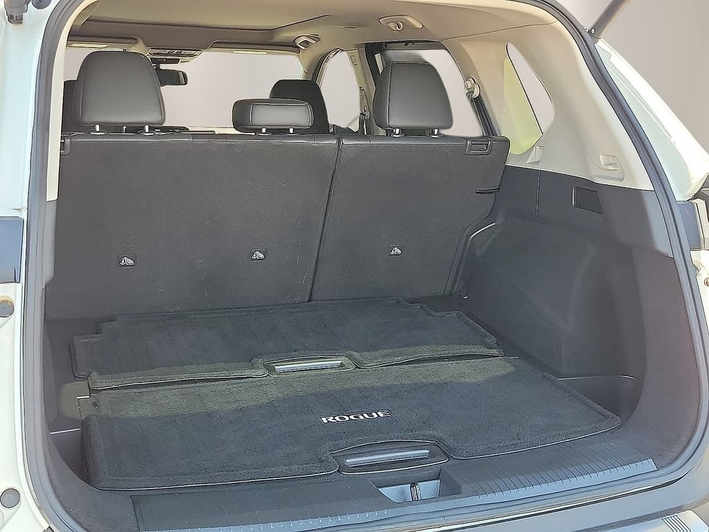 Used 2023 Nissan Rogue Platinum w/ Platinum Premium Package FWD image 7