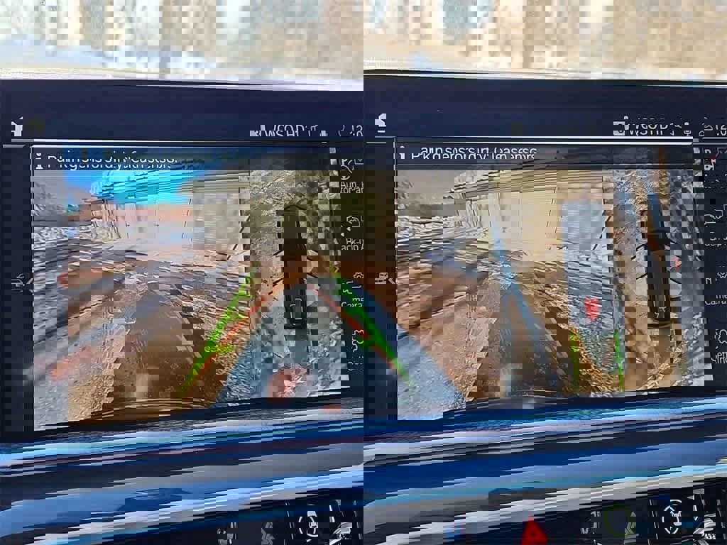 Used 2023 BMW X5 xDrive40i w/ Premium Package image 17