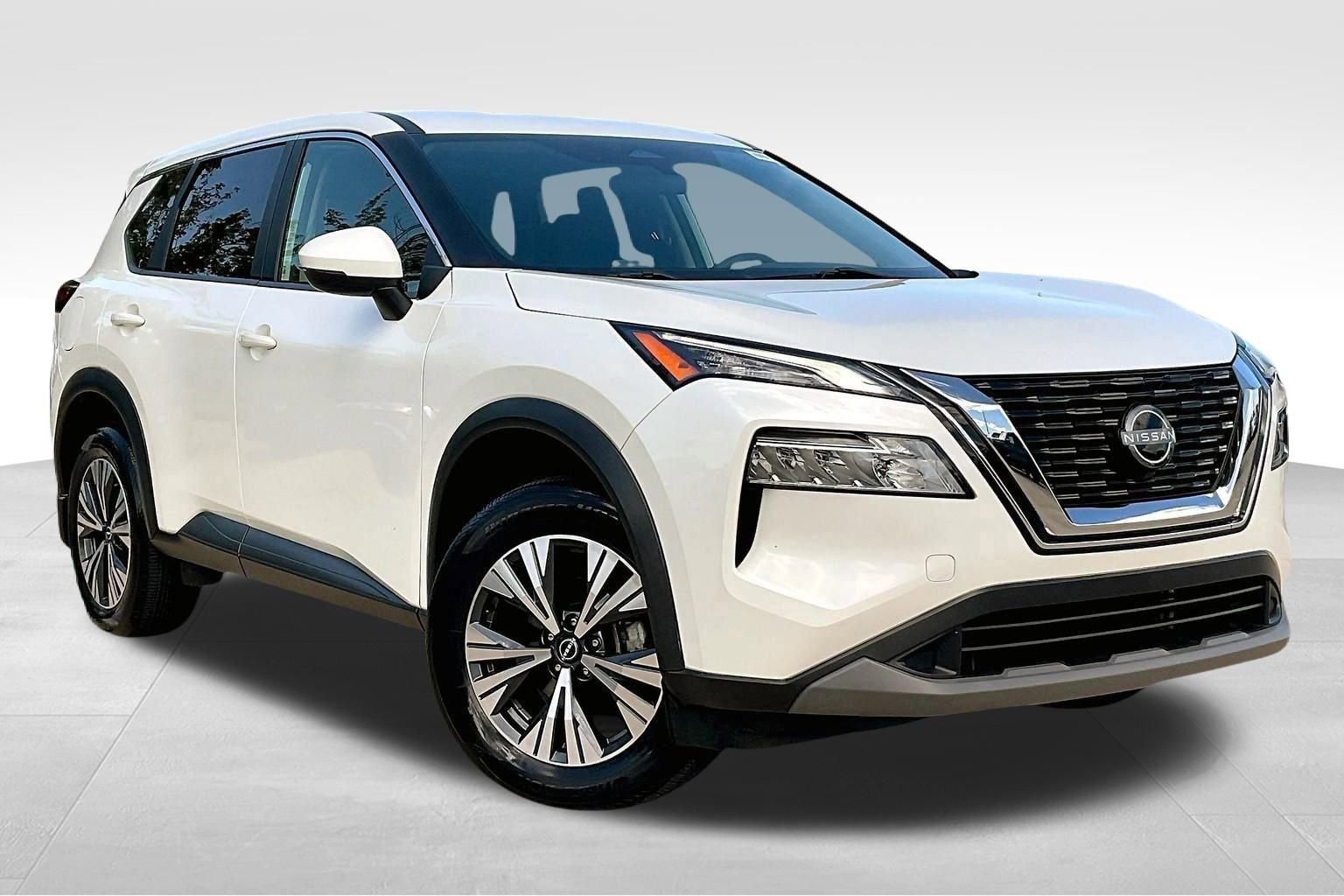 Certified 2022 Nissan Rogue SV image 18