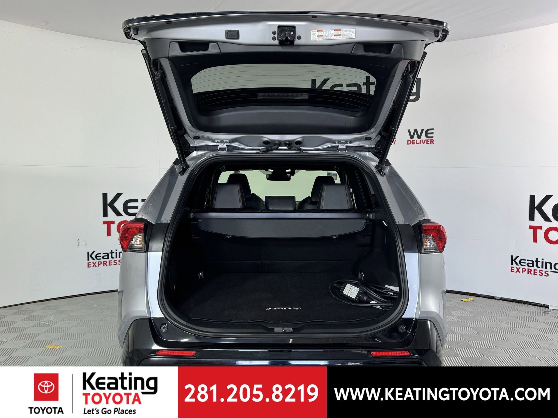 Used 2023 Toyota RAV4 XSE image 16