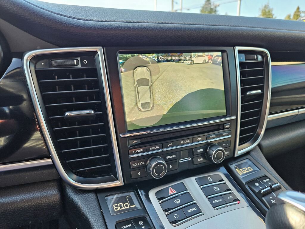 Used 2012 Porsche Panamera 4 image 27