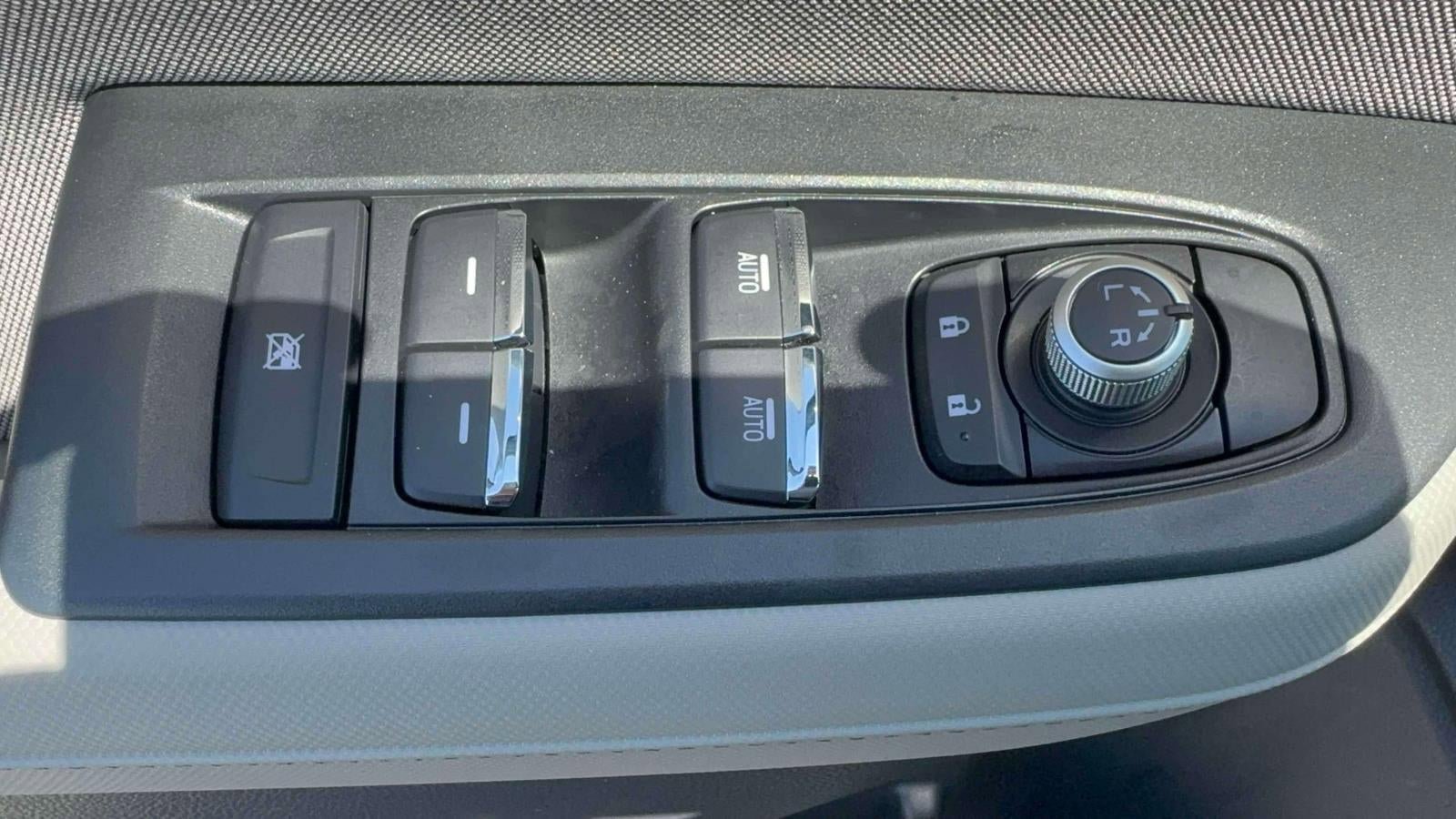 Certified 2025 Subaru Forester Premium image 10