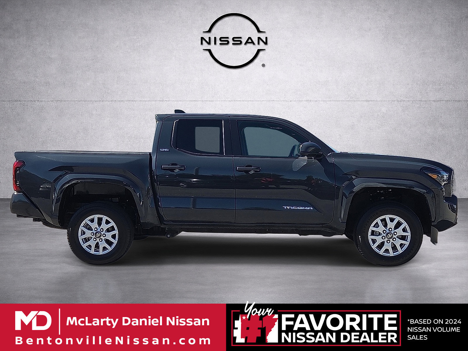 Used 2025 Toyota Tacoma SR5 RWD image 6