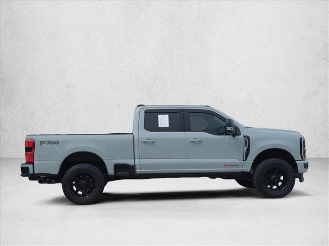 Used 2025 Ford F350 Platinum AWD/4WD image 4