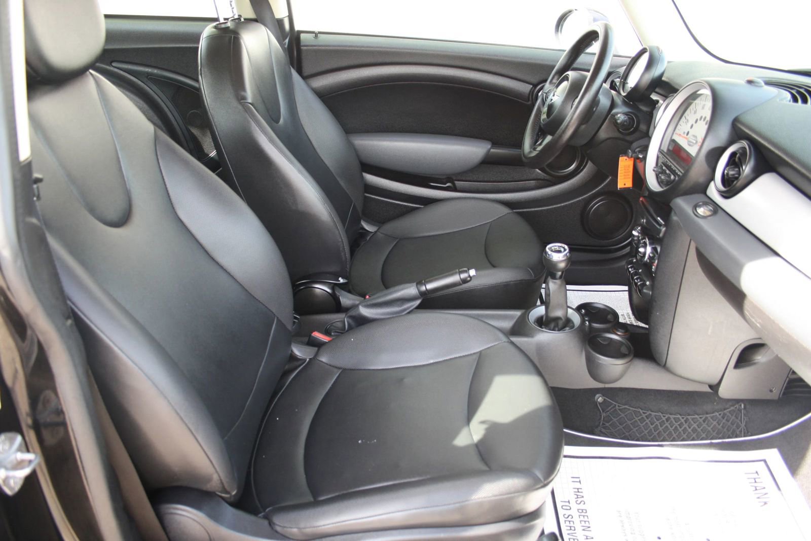 Used 2012 MINI Cooper Hardtop image 7