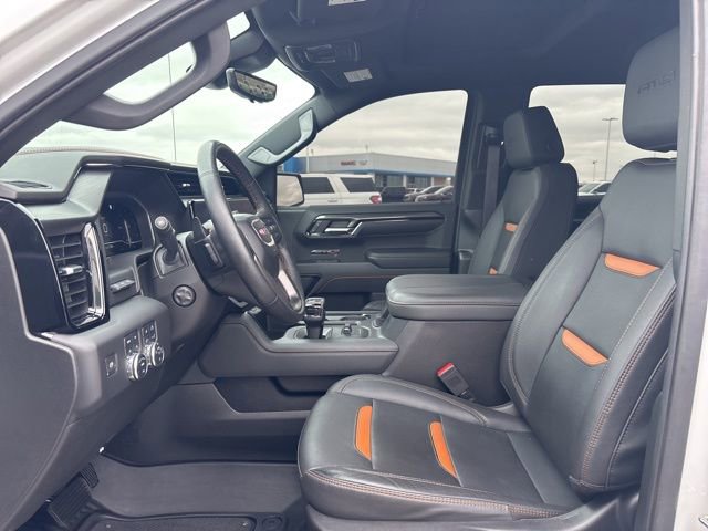 Used 2023 GMC Sierra 1500 AT4 w/ Technology Package AWD/4WD image 21