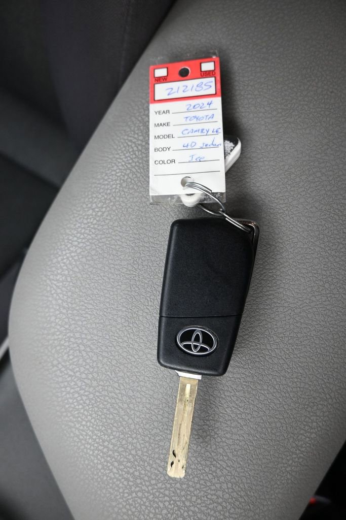 Used 2024 Toyota Camry LE FWD image 22