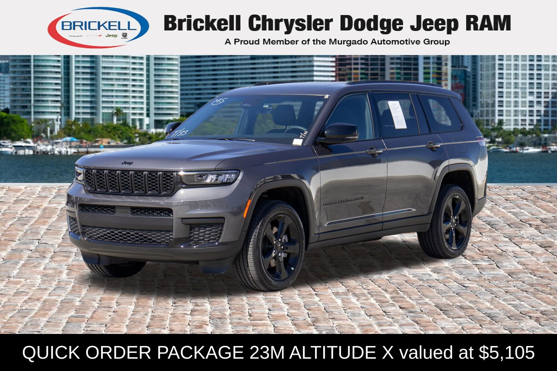 Used 2025 Jeep Grand Cherokee L Altitude AWD/4WD image 1
