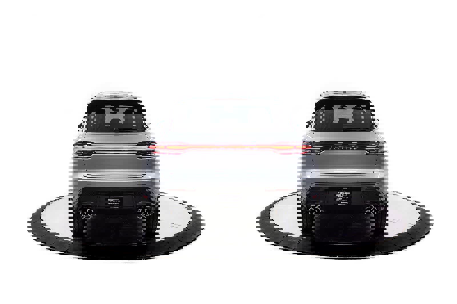 Certified 2026 Porsche Macan image 6