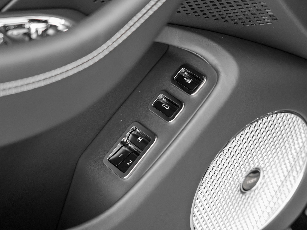 New 2027 Bentley Flying Spur AWD/4WD image 18