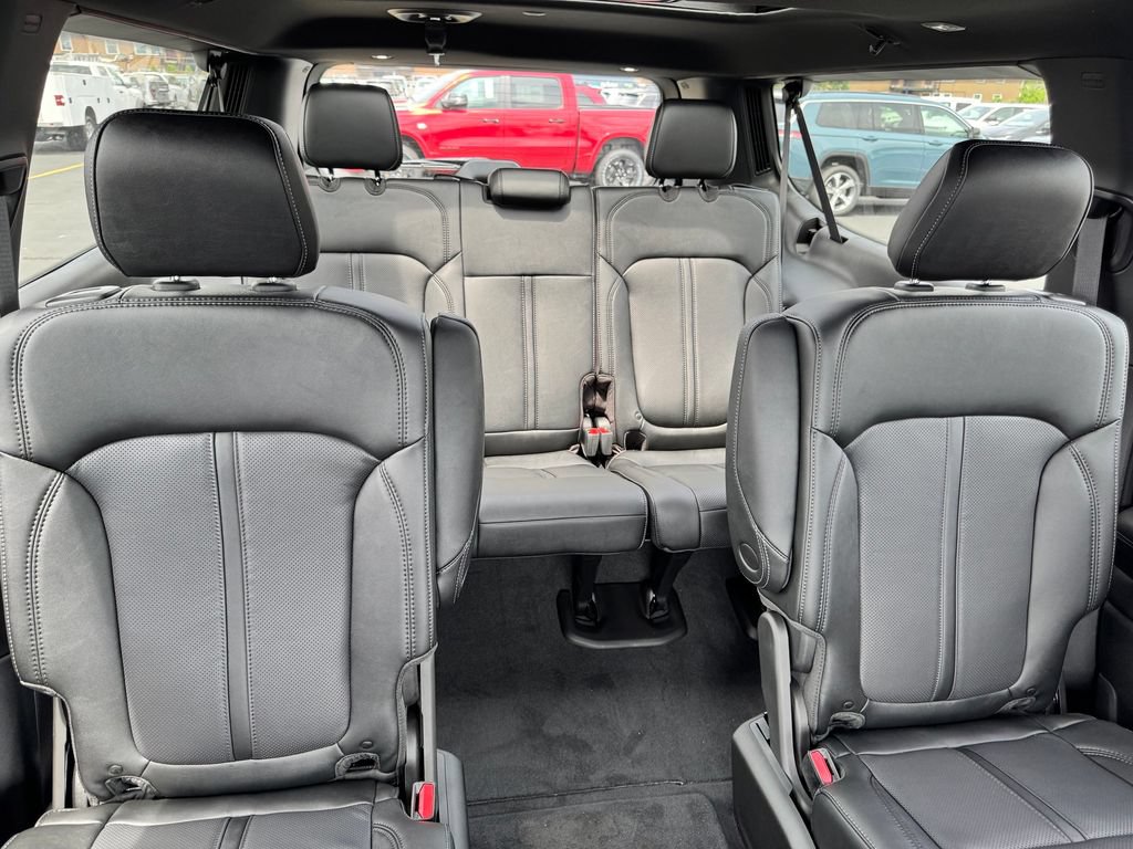 New 2026 Jeep Grand Wagoneer L Limited AWD/4WD image 14