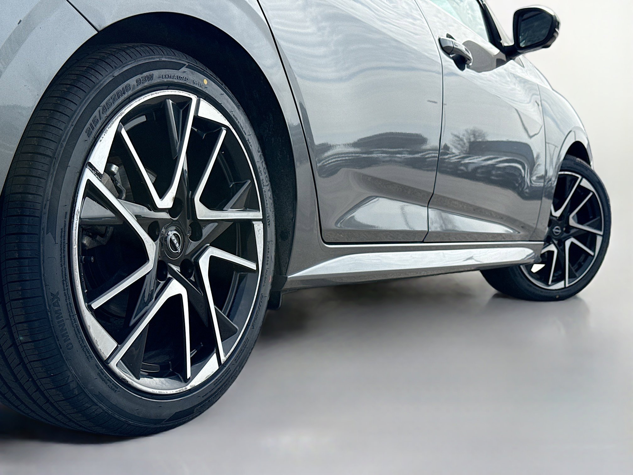 Used 2024 Nissan Sentra SR w/ SR Premium Package image 14