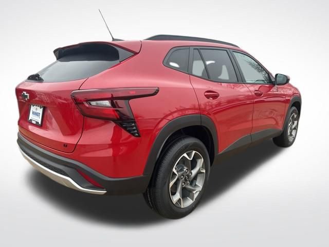 New 2026 Chevrolet Trax LT w/ Driver Confidence Package FWD image 5