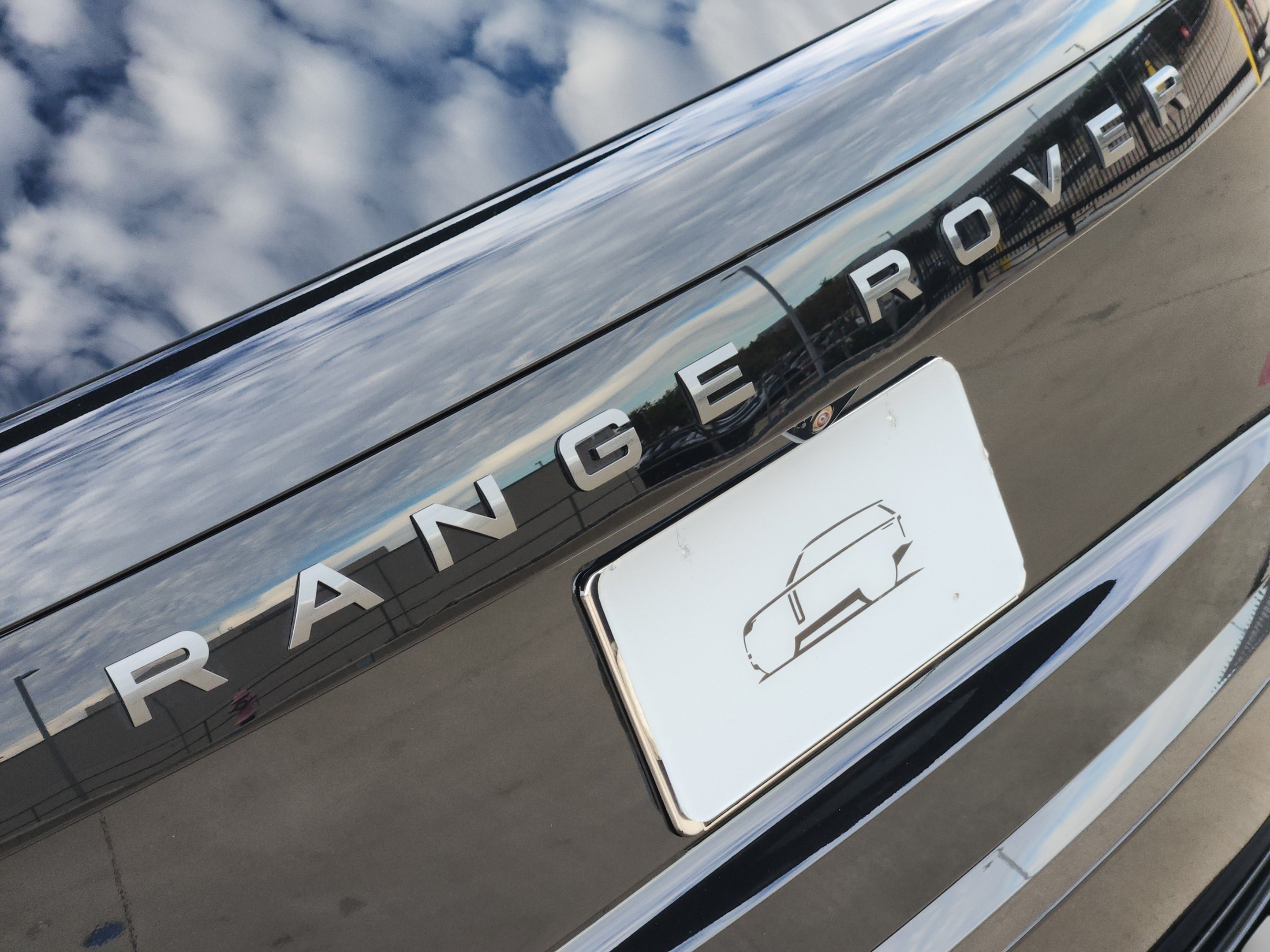 New 2027 Land Rover Range Rover SE AWD/4WD image 32