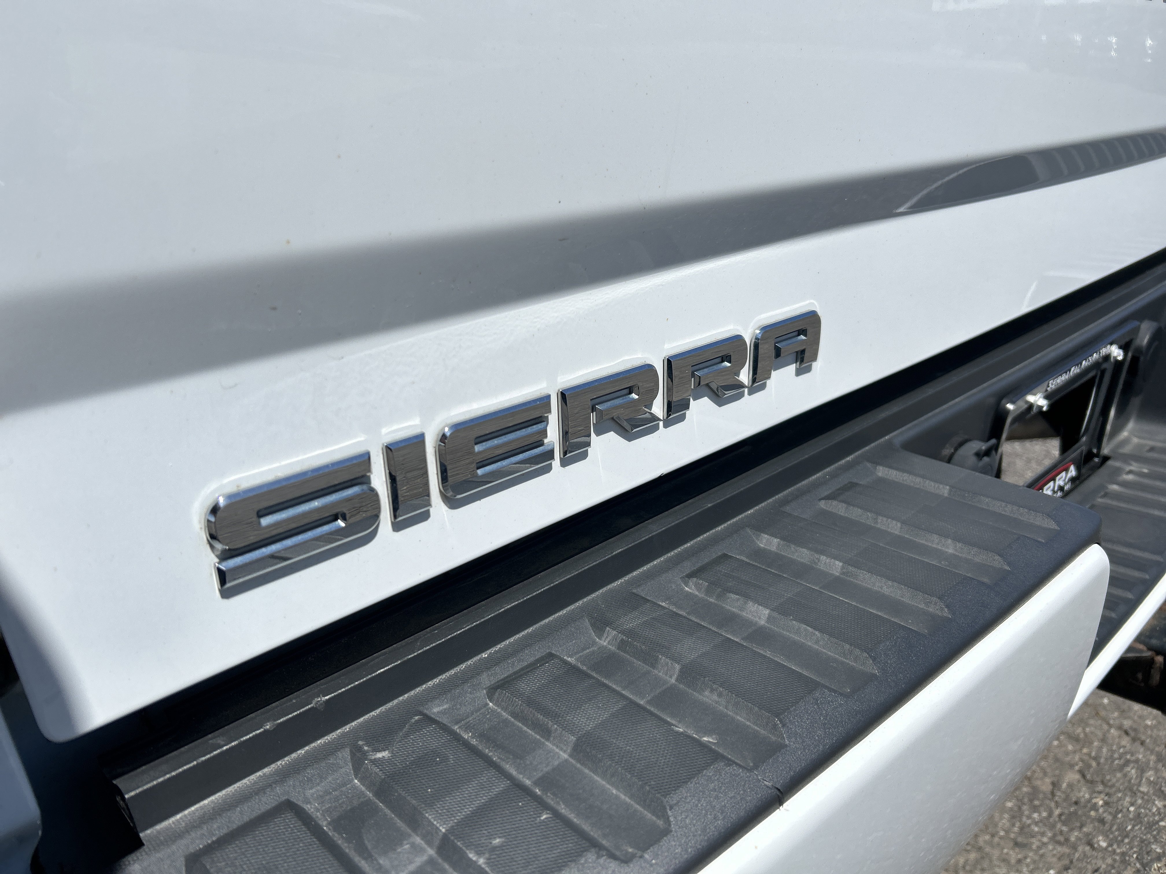 Used 2017 GMC Sierra 1500 4x4 Double Cab w/ Elevation Edition image 28