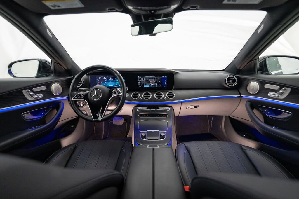 Used 2022 Mercedes-Benz E 350 Sedan image 9