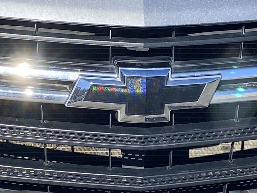 Used 2021 Chevrolet Traverse LS image 9