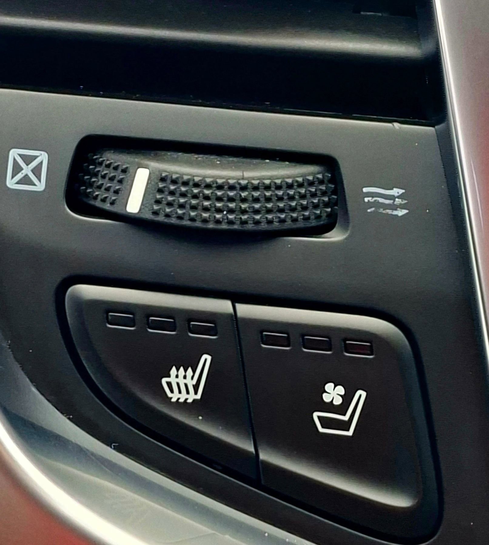 Used 2015 Chevrolet SS image 27