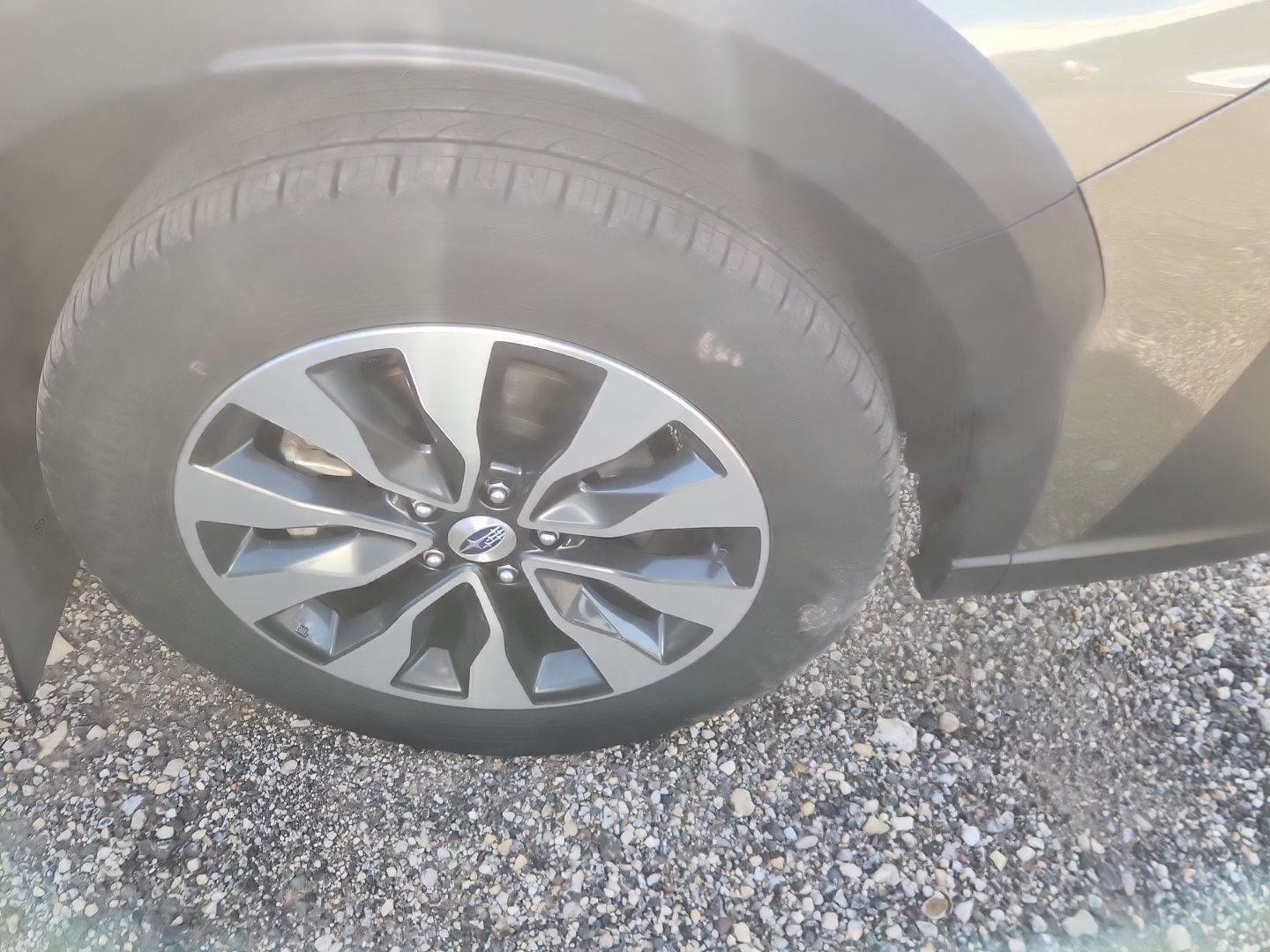 Used 2024 Subaru Outback Touring w/ Popular Package #2 image 2