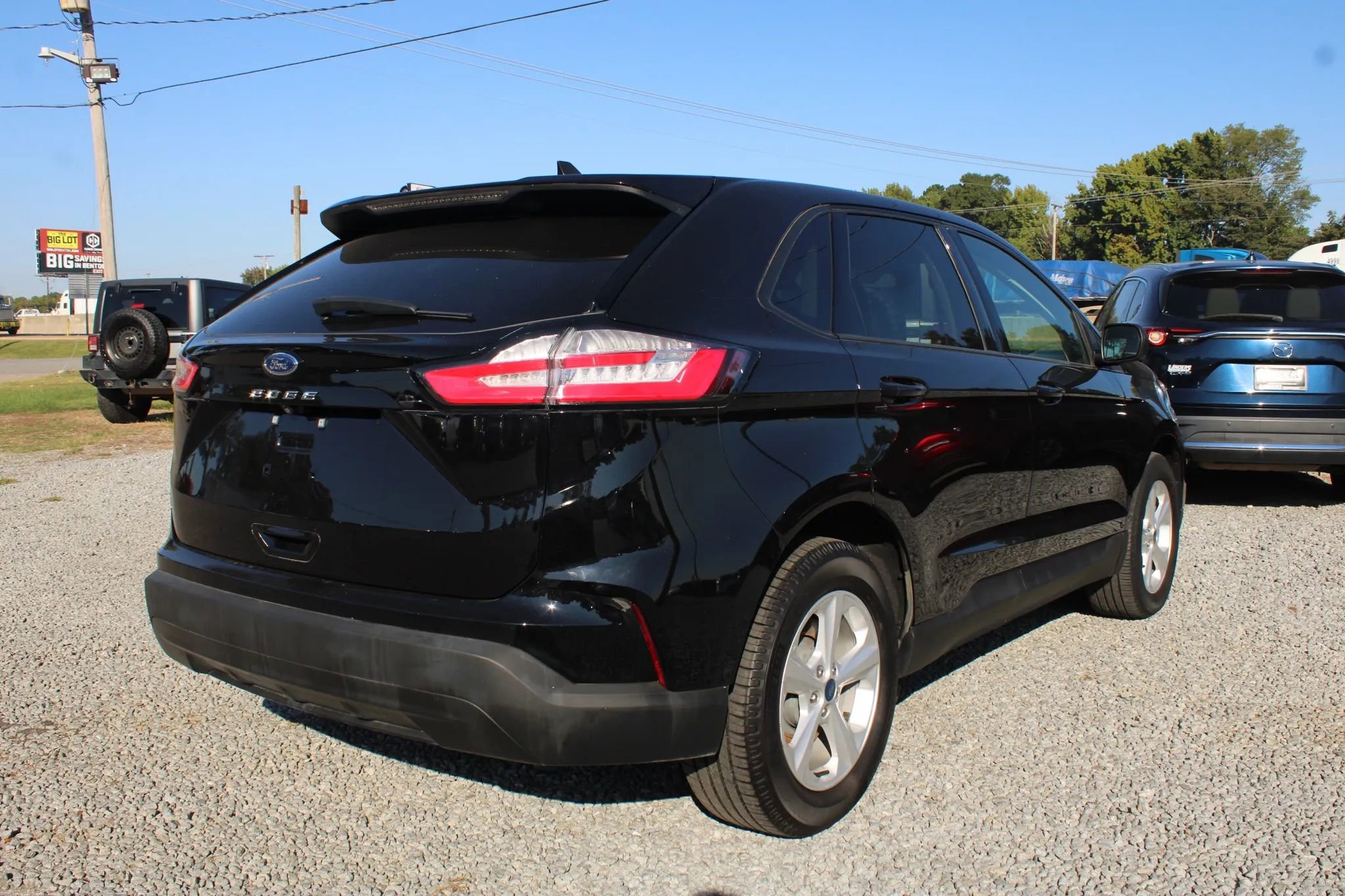 Used 2022 Ford Edge SE image 8
