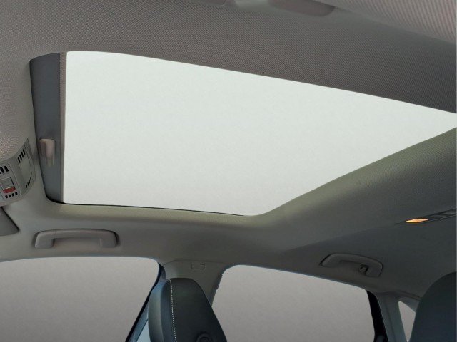Certified 2024 Volkswagen Jetta SE FWD image 14
