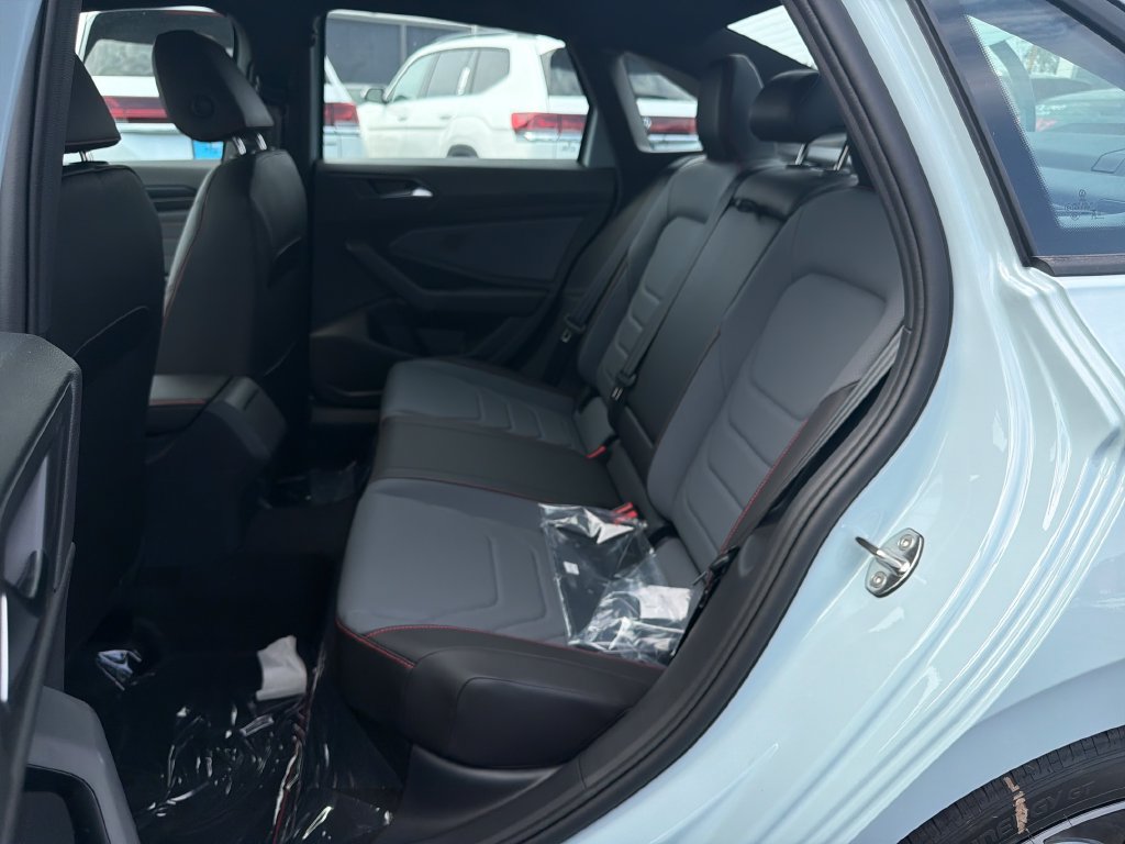 New 2027 Volkswagen Jetta GLI Autobahn FWD image 23