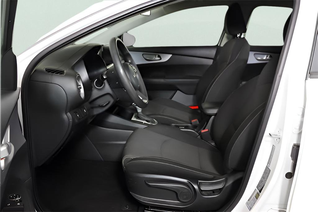 Certified 2024 Kia Forte LX image 9