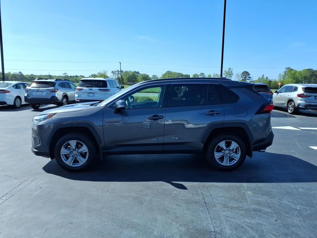Used 2024 Toyota RAV4 XLE w/ Convenience Package image 6
