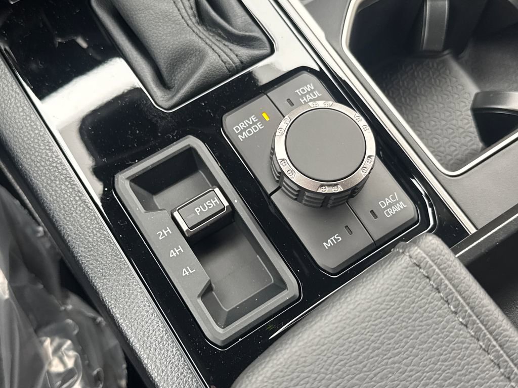 New 2026 Toyota Tundra SR5 AWD/4WD image 28