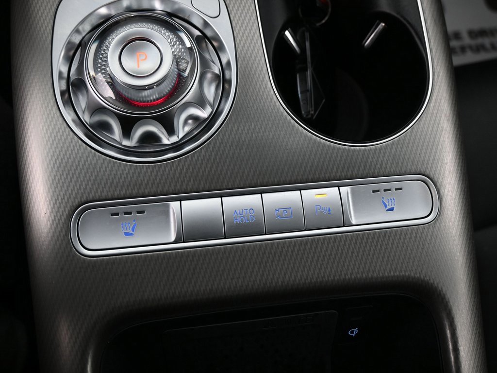 Used 2025 Genesis GV60 RWD image 17