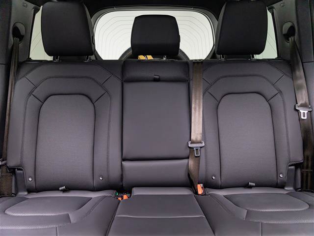 New 2026 Land Rover Defender 110 S AWD/4WD image 18