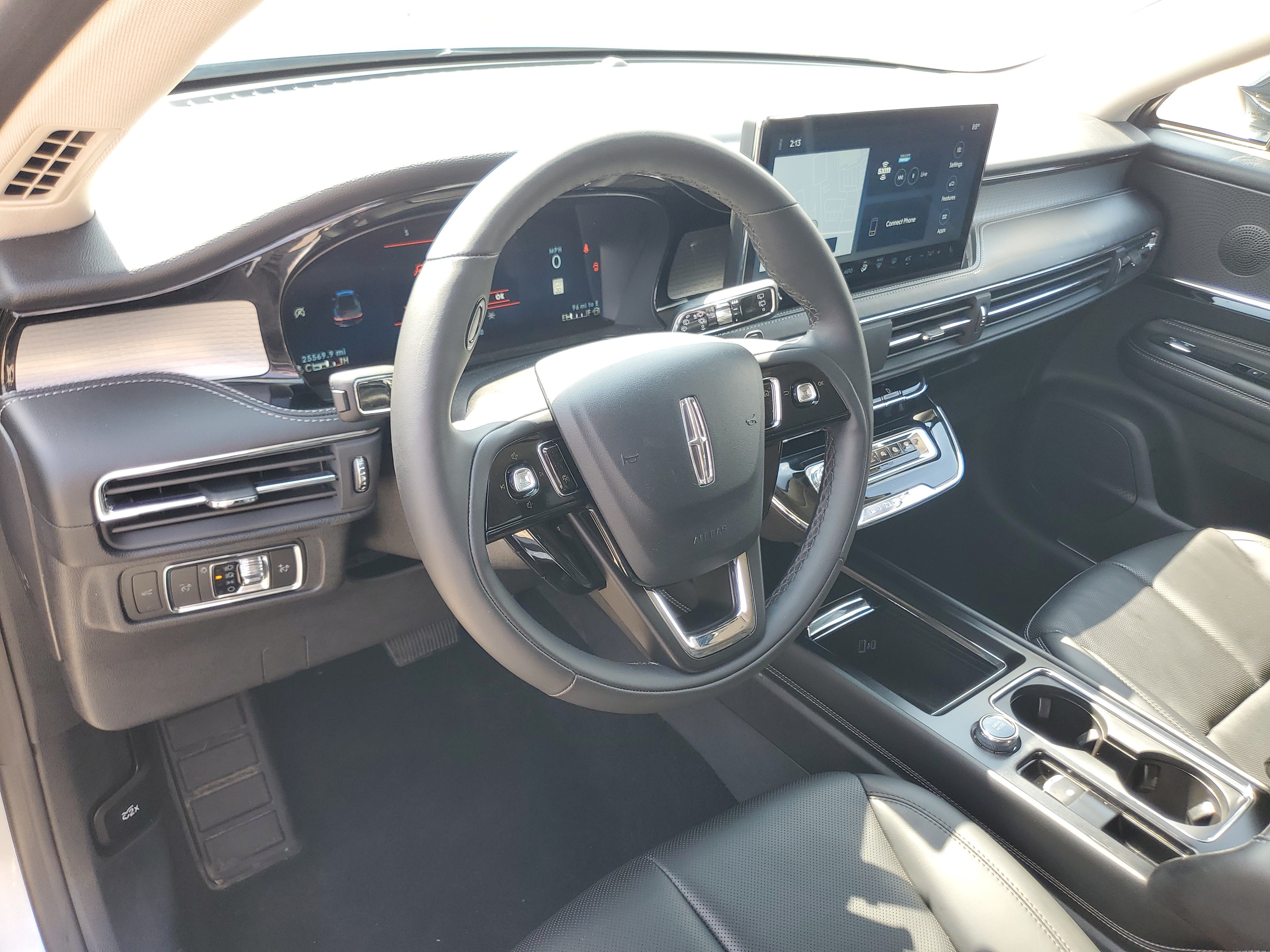 Certified 2024 Lincoln Corsair AWD w/ Equipment Group 101A image 13