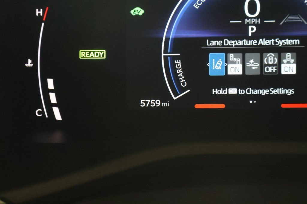 Used 2026 Toyota Camry Hybrid w/ Multimedia Upgrade Package FWD image 17