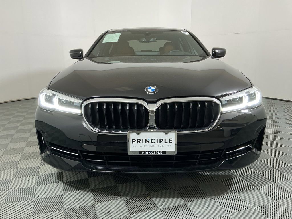 Certified 2023 BMW 540i w/ Premium Package RWD image 3