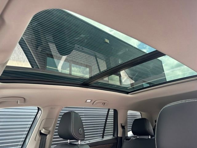 New 2025 Volkswagen Atlas SEL image 27