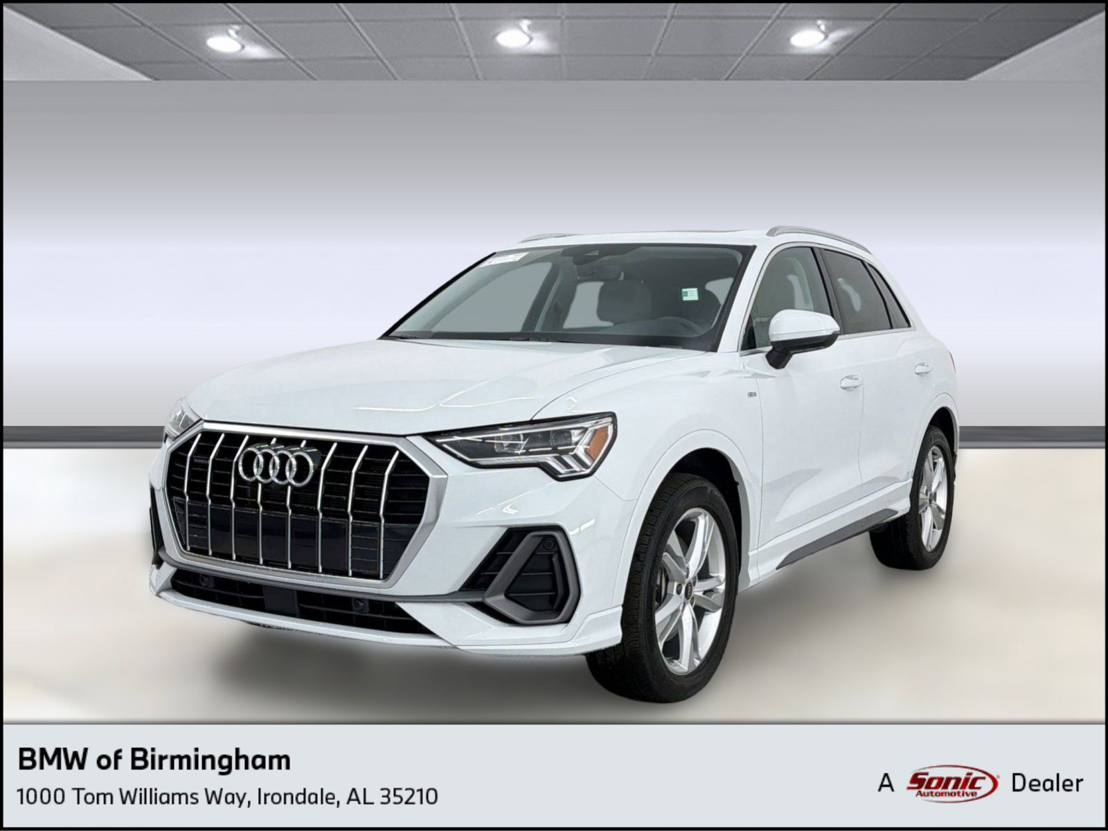 Used 2024 Audi Q3 2.0T Premium Plus w/ Premium Plus Package image 1