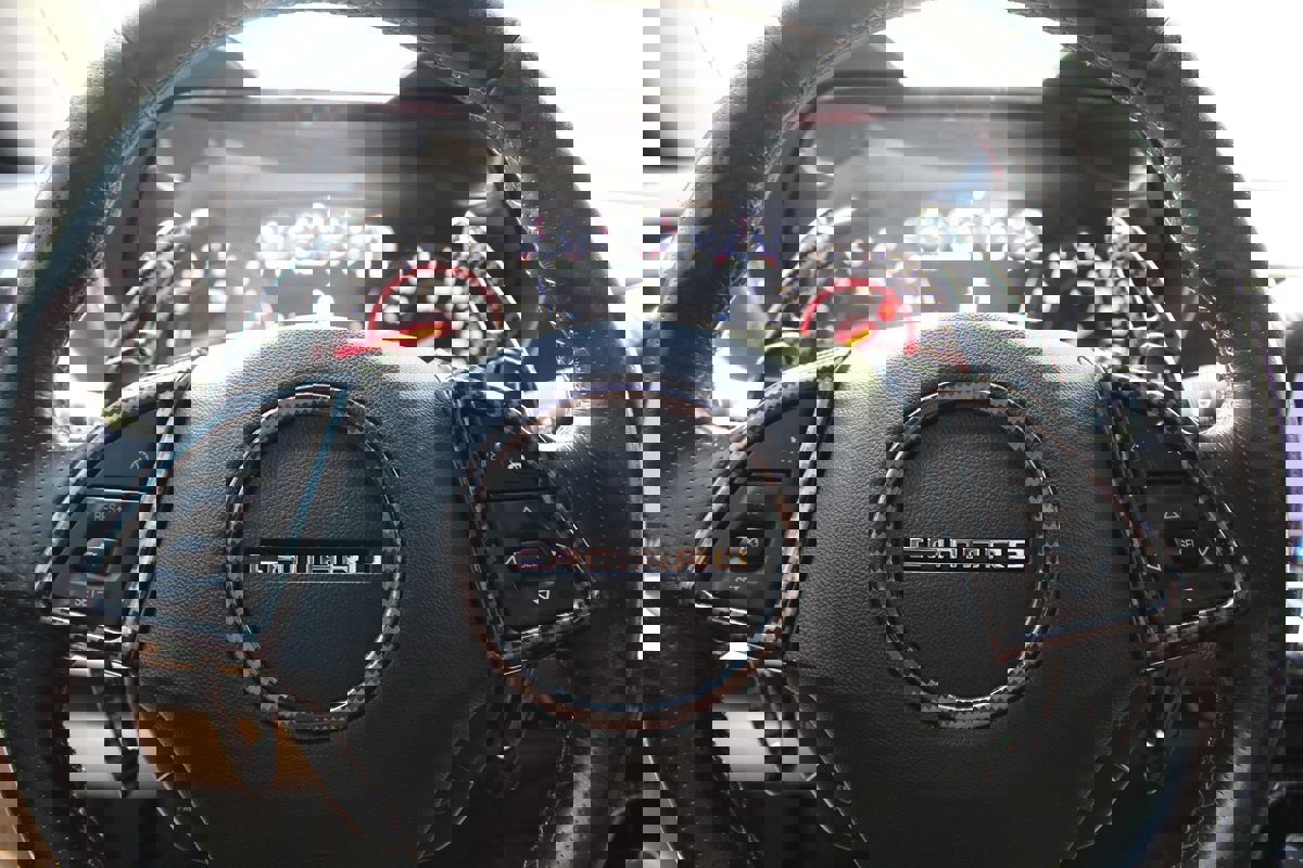 Used 2019 Chevrolet Camaro SS image 31