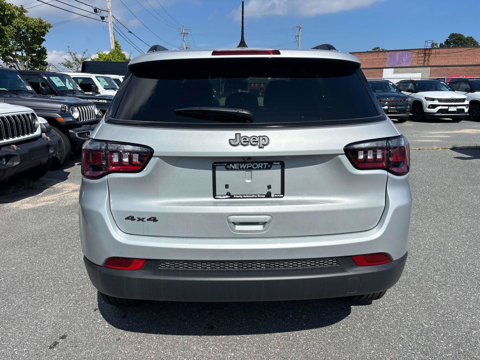 New 2026 Jeep Compass Latitude AWD/4WD image 3