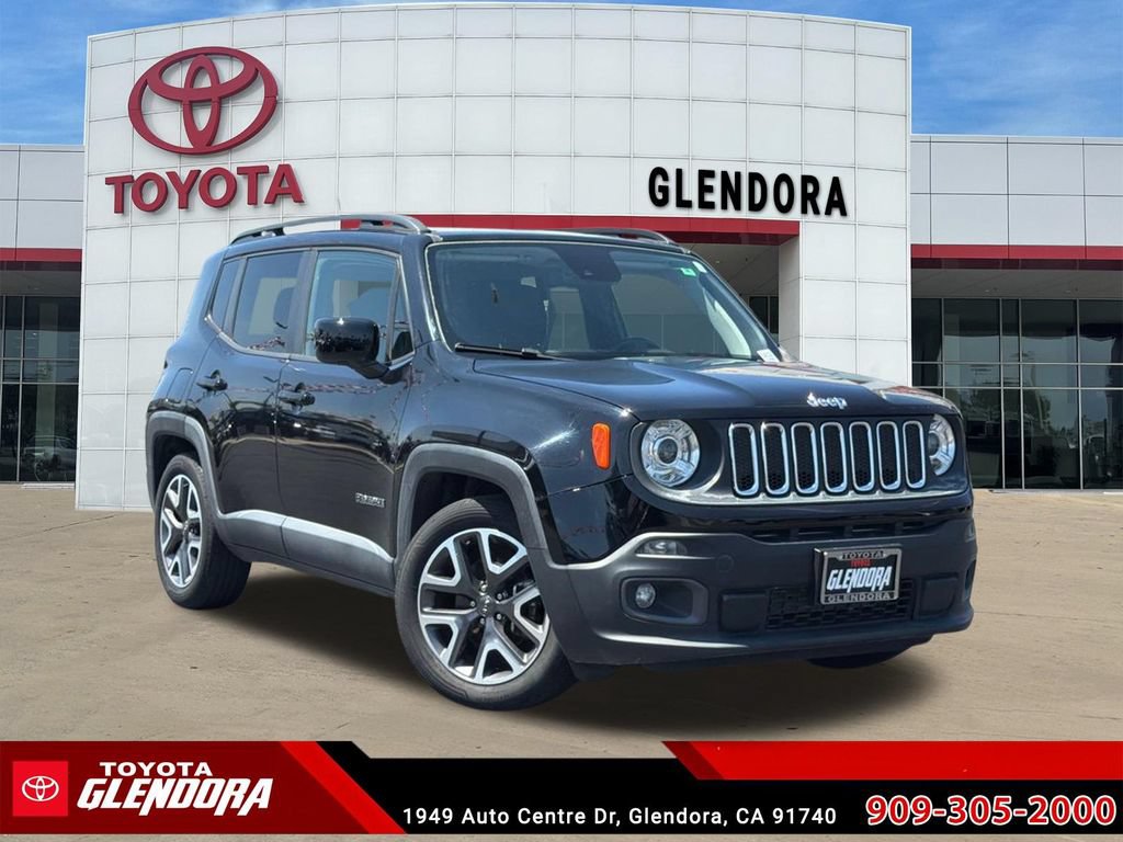 Used 2018 Jeep Renegade Latitude w/ UConnect 8.4 Nav Group FWD image 1