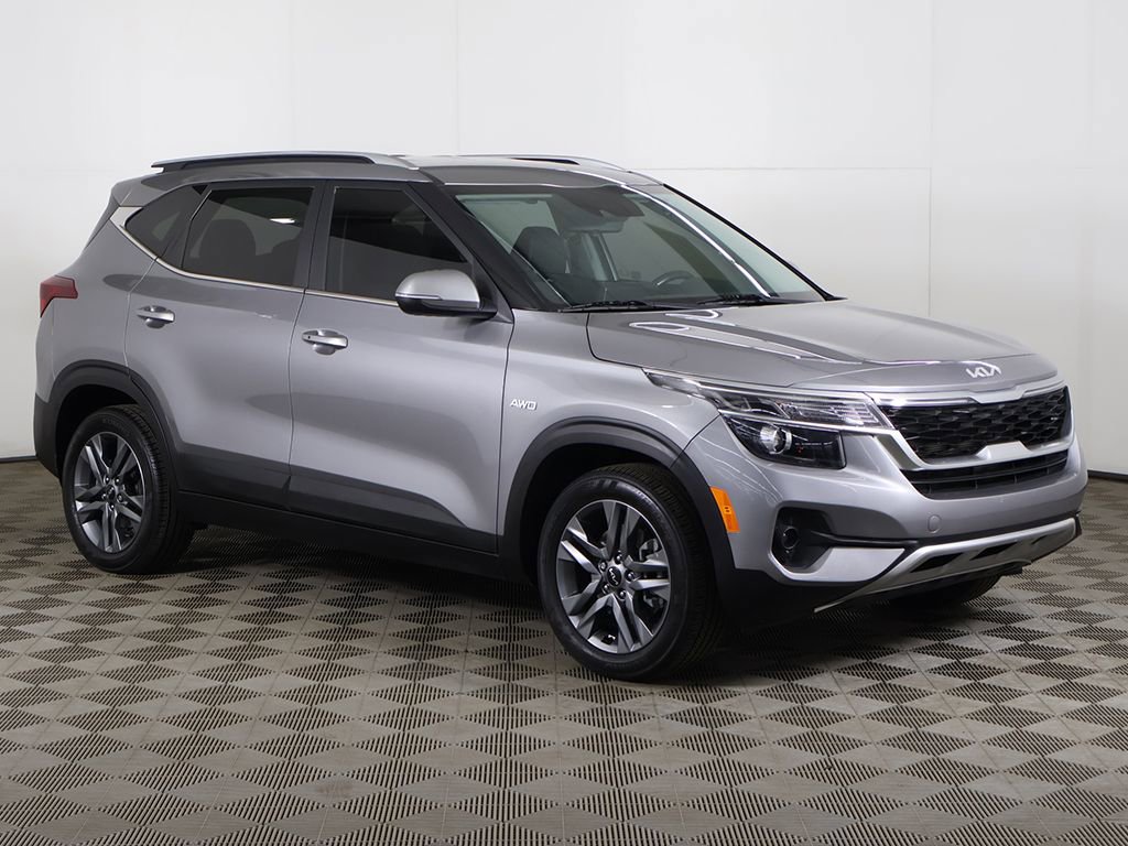 Used 2023 Kia Seltos S w/ Navigation Package AWD/4WD image 51