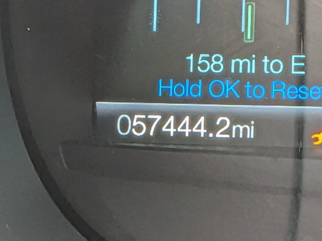 Used 2021 Ford Edge ST image 28