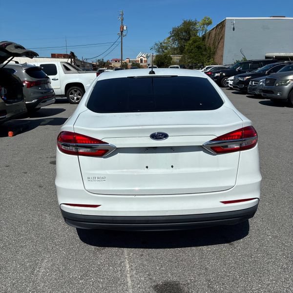 Used 2019 Ford Fusion S FWD image 19