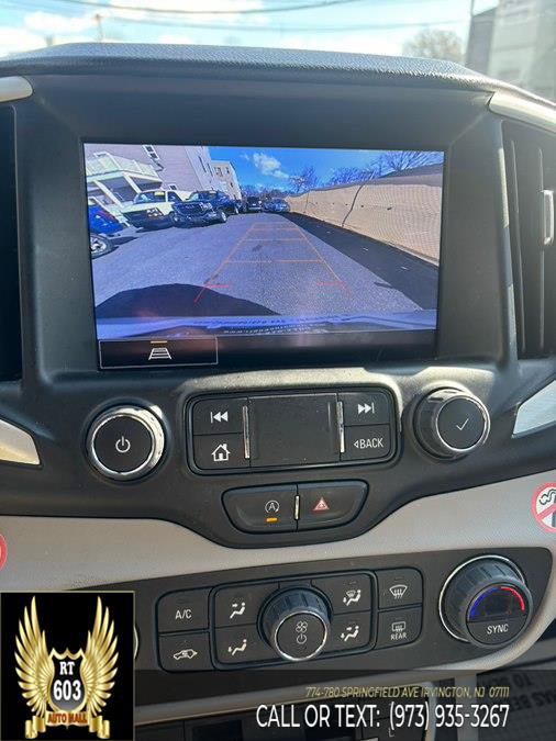 Used 2023 GMC Terrain SLT FWD image 16