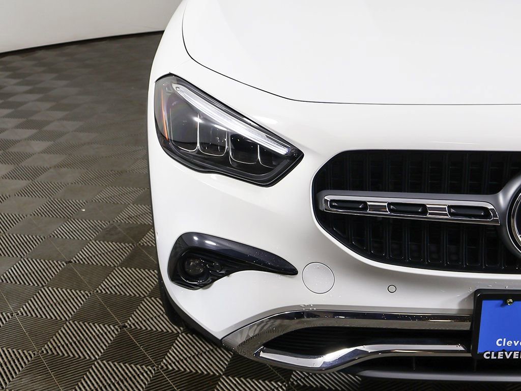 Used 2025 Mercedes-Benz GLA 250 4MATIC image 13
