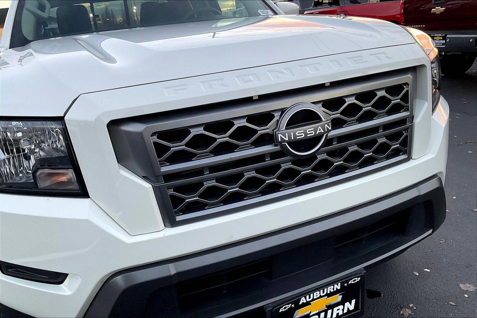 Used 2022 Nissan Frontier SV image 29